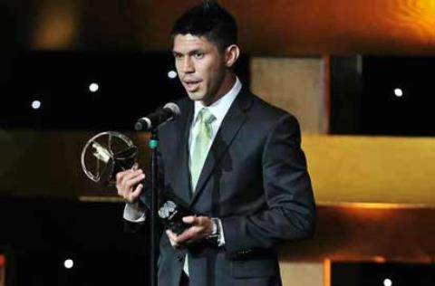 Oribe Peralta ganón de los balones de oro