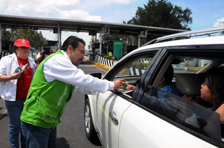 Sectur realiza operativo de bienvenida a paseantes de Semana Santa