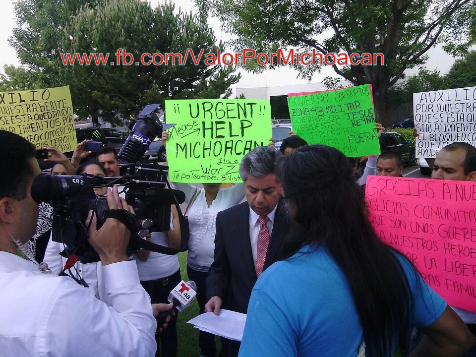 Protestan en Estados Unidos contra el bloqueo comercial en Tierra Caliente Michoacán