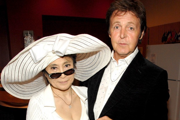 Paul McCartney y Yoko Ono