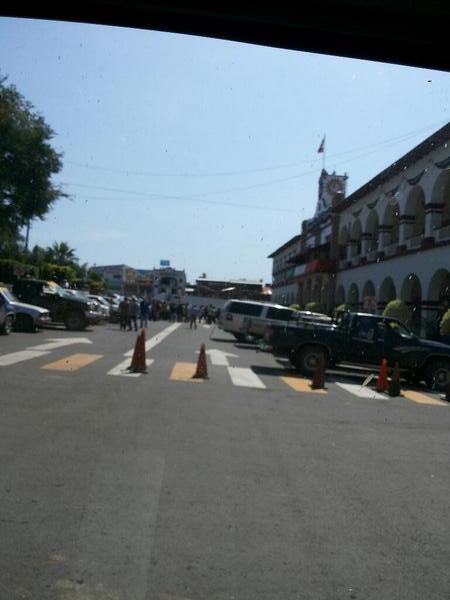 autodefensas apatzingán policia federal