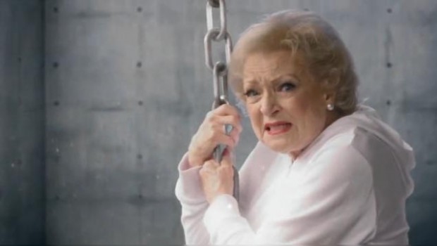 parodia Betty White a Miley Cyrus