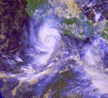 tormenta tropical Raymond Guerrero Michoacán