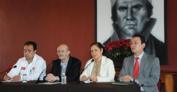 Fausto Vallejo rueda de prensa gabinete