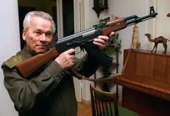 Mijail Kalashnikov AK-47