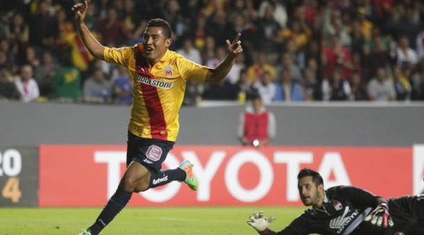 Monarcas Morelia saca la mínima ventaja al Independiente de Santa Fe esta noche en el estadio Morelos en partido de ida del repechaje para obtener un boleto al torneo más antiguo de América, la Copa Bridgestone Libertadores.