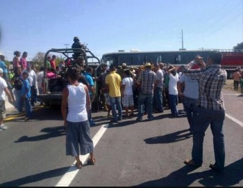  ejercito cuatro caminos manifestantes