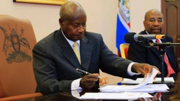 uganda presidente gays