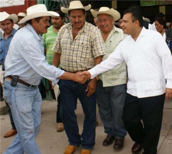 Fidel Calderón en Coalcomán