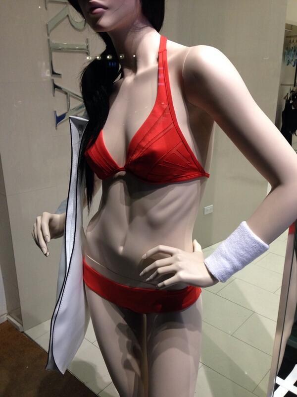 maniquí anoréxico de La Perla Nueva York