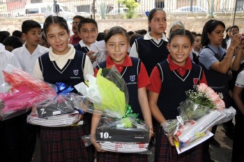 niños michoacanos ganan premio de dibujo