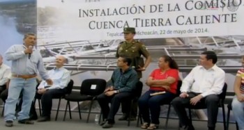 peña nieto tepacatepec video