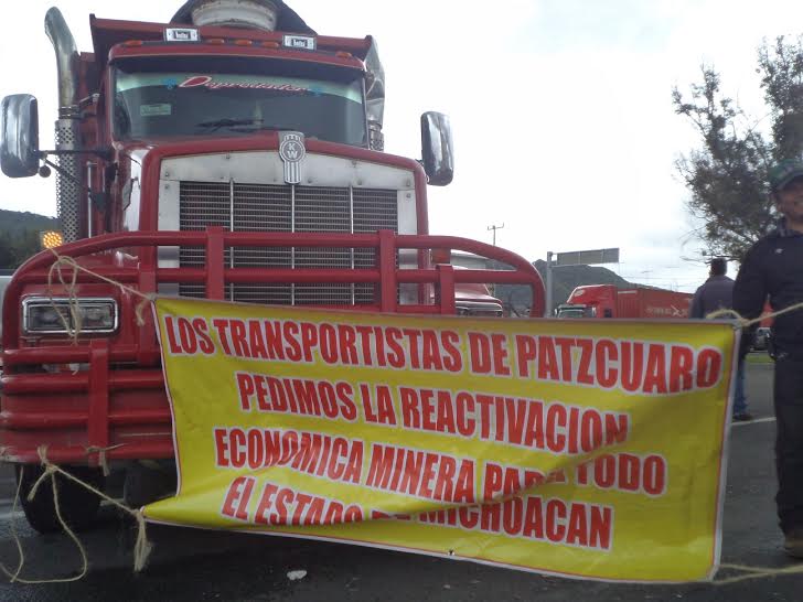 bloqueo transportistas pátzcuaro