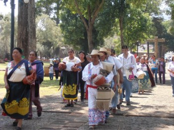 fiesta de Corpus Tzitzuntzan Michoacán