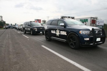 convoy Policías Federales carretera Pátzcuaro-Morelia