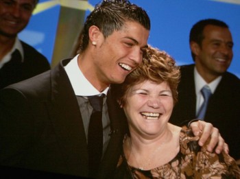 cristiano ronaldo mamá