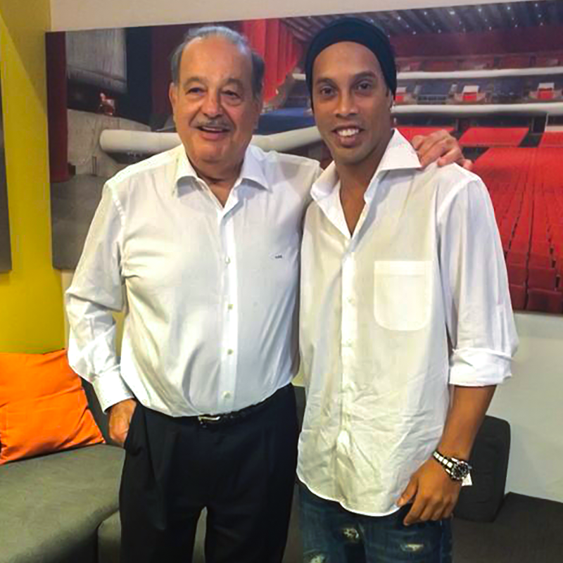 Ronaldinho y Carlos Slim