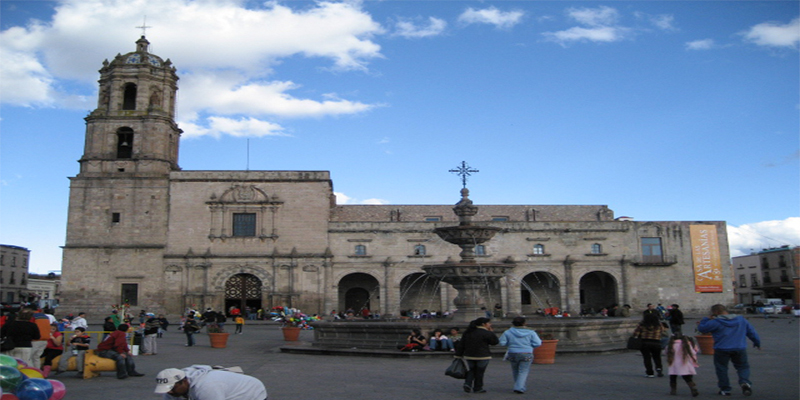 #SomosMichoacán-plaza-San-Francisco