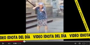 video idiota moviendo el esqueleto