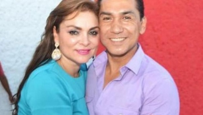 José Luis Abarca y esposa Ángeles Pineda