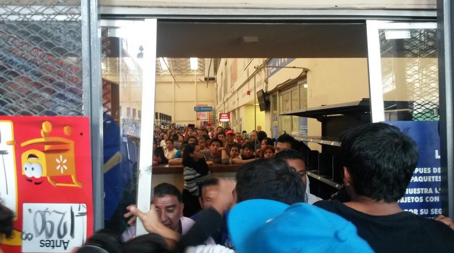 bloqueo en Walmart en el DF México