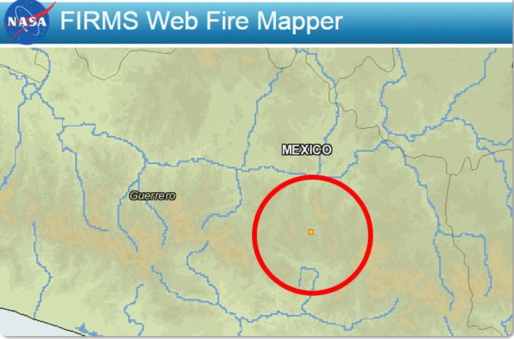 Este mapa de la NASA revela que el único incendio registrado entre el 26 y 27 de septiembre ocurrió en Chilapa y no en Cocula. (NASA)