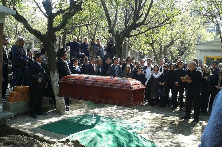 funeral Chespirito Panteón Fránces México