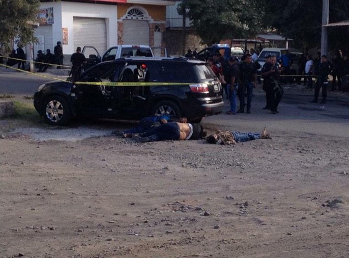 muertos en enfrentamiento en Apatzingán 6 enero 2015