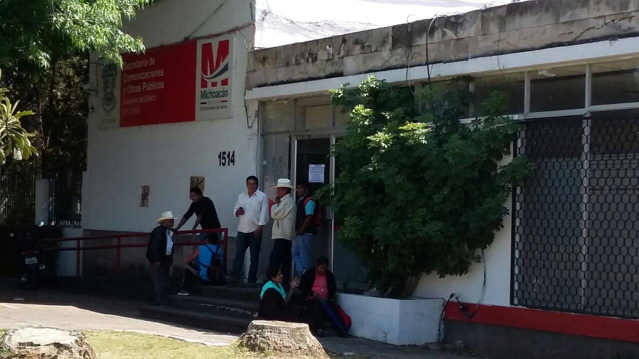 bloqueo toma Secretaría de Comunicaciones y Obras Públicas SCOP Morelia Acueducto