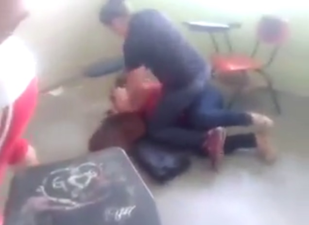 video maestra golpeada tabasco