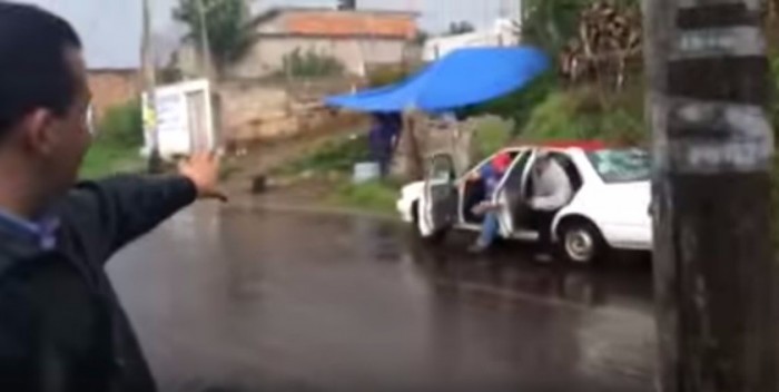 barricada en Ucareo Zinapécuaro Michoacán