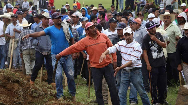 habitantes-Nahuatzen-Sevina-Michoacan