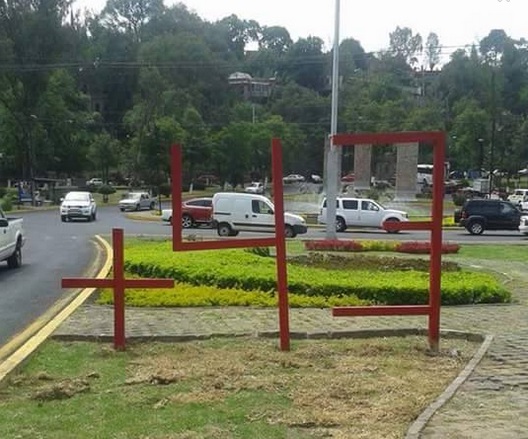 ayotzinapa morelia antimonumento morena 2