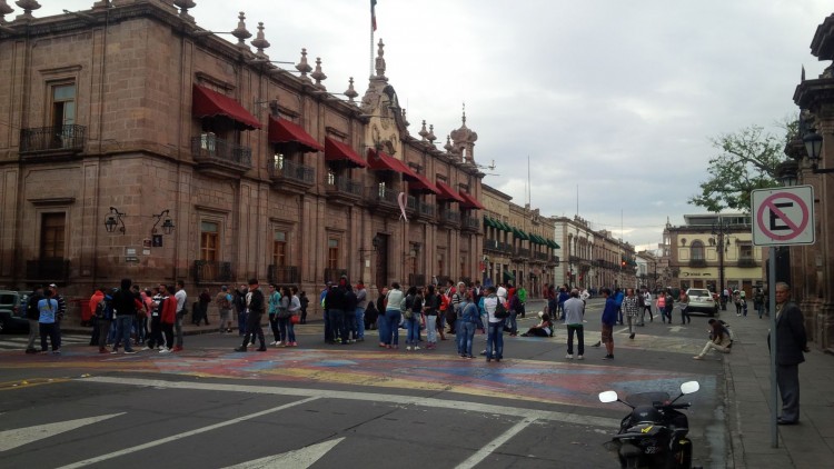 Marcha normalistas autobuses Morelia