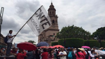 CNTE-marcha-centro-Morelia