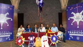 piñatas-artesanias-Ayuntamiento-de-Morelia