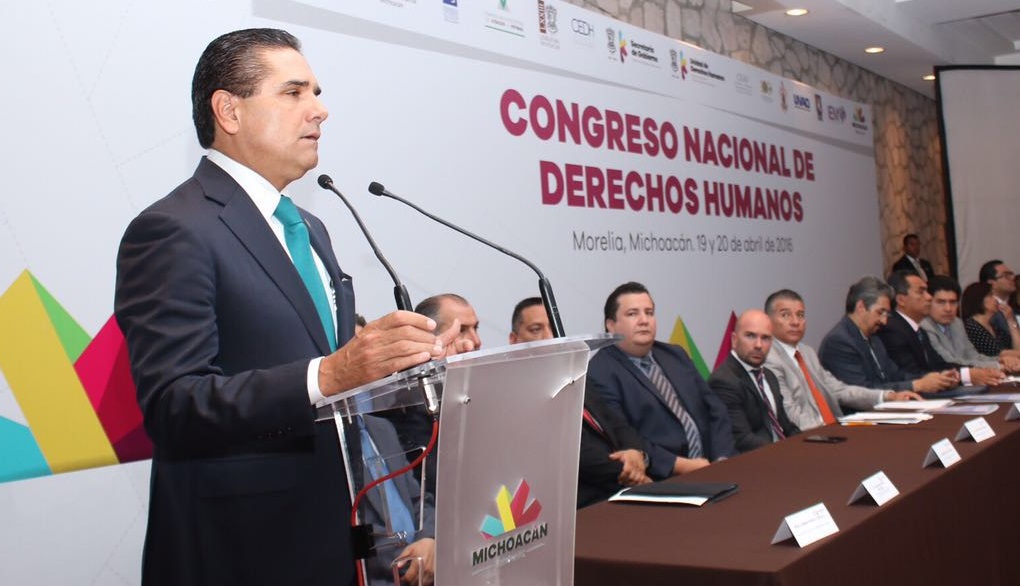 Silvano Aureoles congreso Derechos Humanos