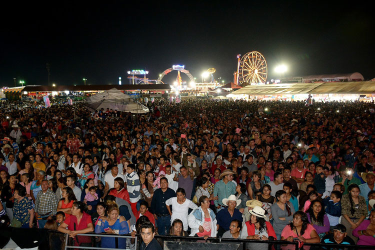 publico-#ExpoFiesta2016