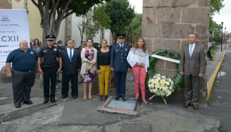 Ayuntamiento reconoce vida y obra de Fray Antonio de San Miguel Iglesias-2