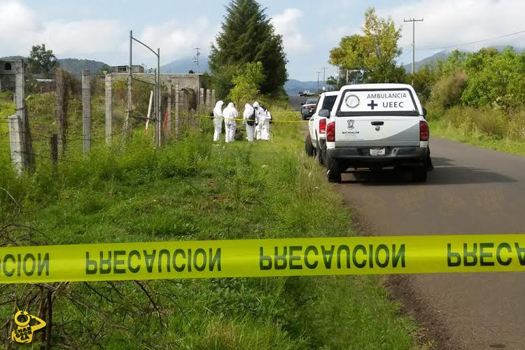 Encuentran-Hombre-Muerto-Orilla-De-La-Carretera-Hacia-Cuanajo-2