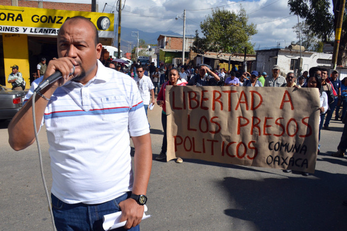 Francisco Villalobos-secretario de la CNTE