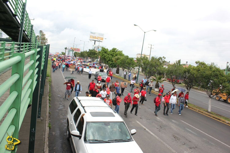 marcha-CNTE-Casa-de-Gobierno-Morelia