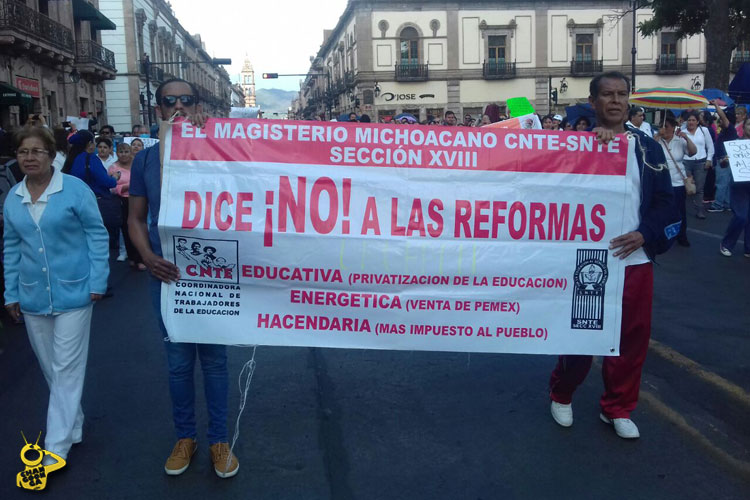 marcha-CNTE-y-sector-Salud-Morelia