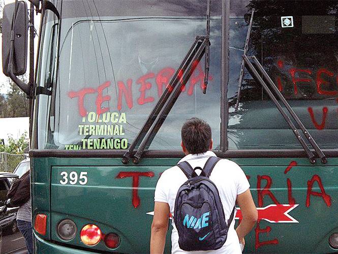 normalistas desaparecen autobuses