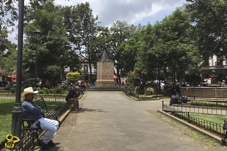 plaza-Gertrudis-Bocanegra-Patzcuaro-2