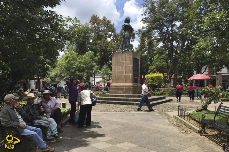 plaza-Gertrudis-Bocanegra-Patzcuaro