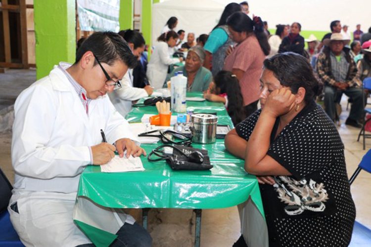 Ayuda-médicaNochixtlán,-Oaxaca