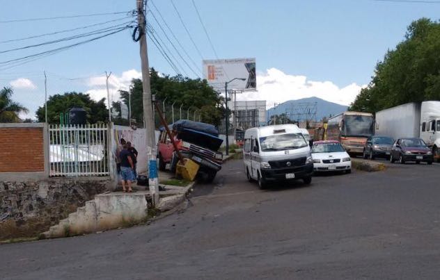 camion basura evita accidente