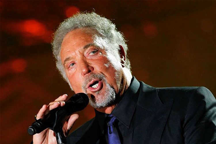 ¡OMG!-Por-Primera-Vez,-El-Cantante-Británico-Tom-Jones-Llega-A-México-1