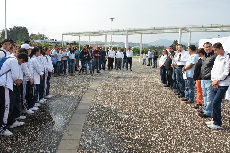 ¡Se-Ponen-Ecológicos!-Plantarán-2-Mil-500-Árboles-En-C.U-1